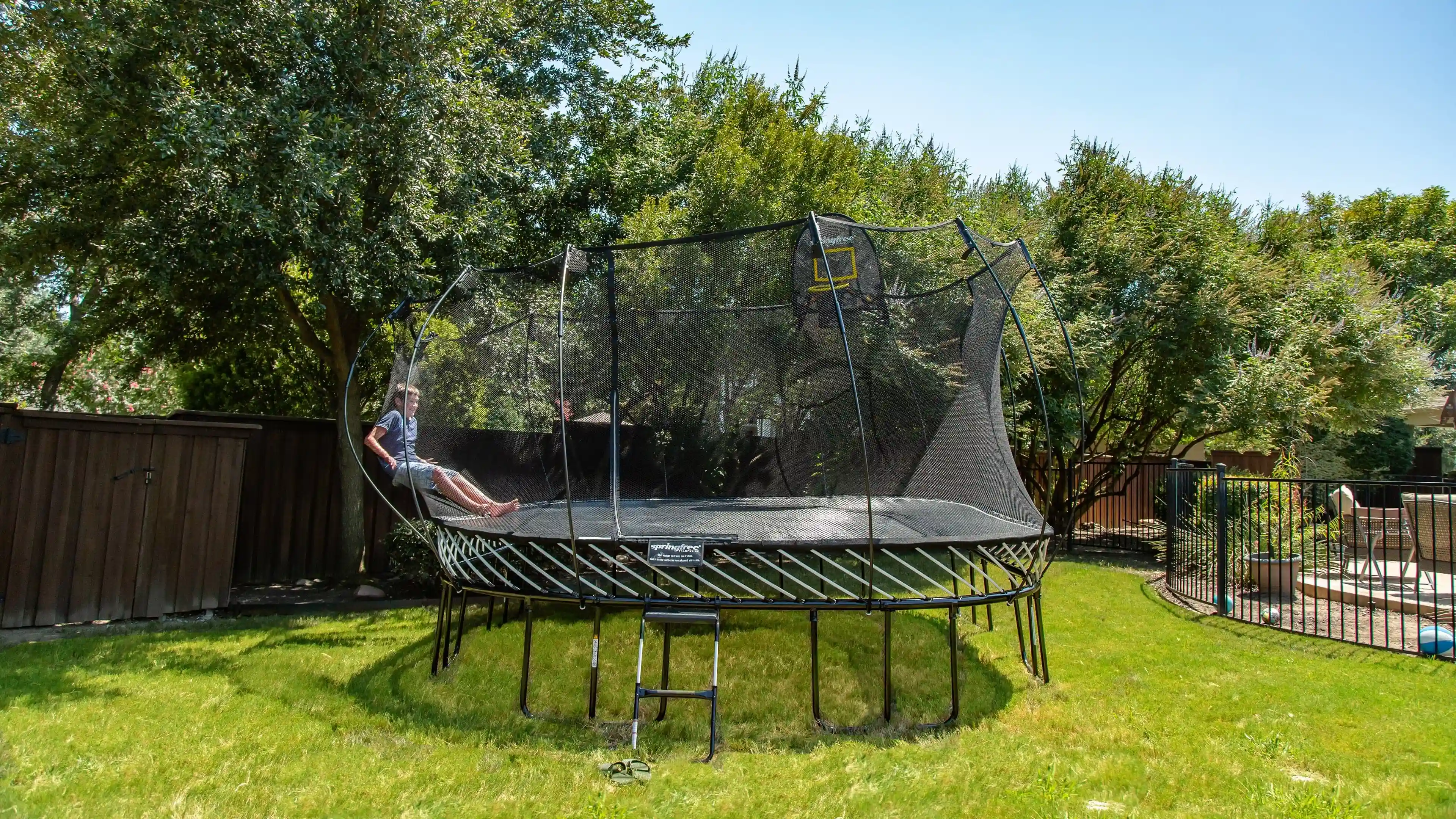 Jumbo Square Trampoline - Image 4